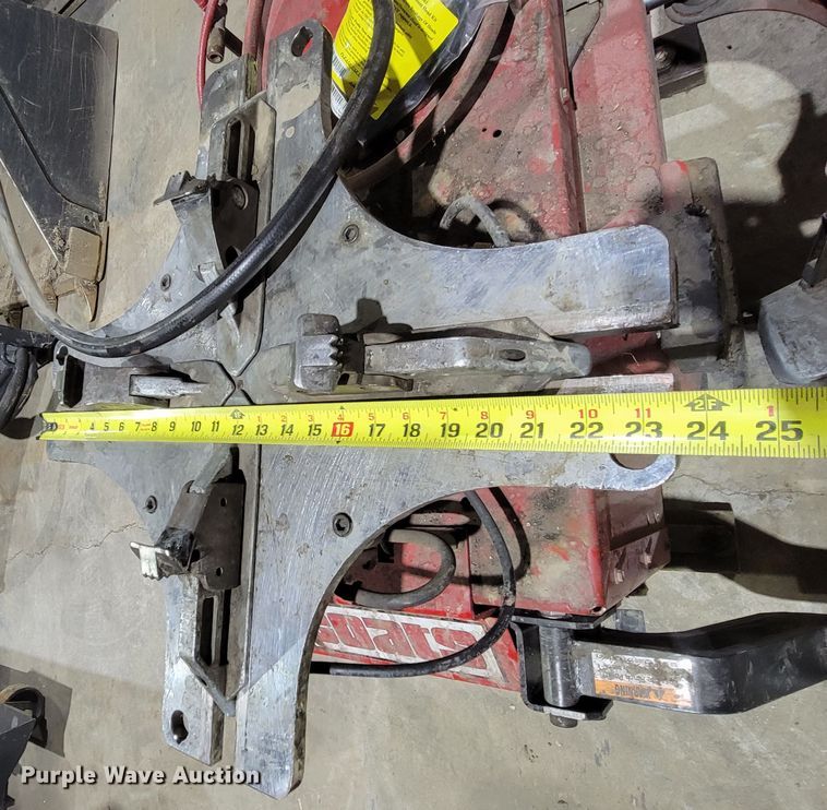 image for item LV9327 Coats tire machine