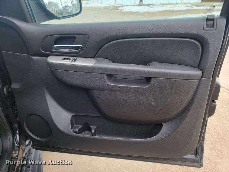 image for item LV9330 2012 Chevrolet Tahoe Police  SUV