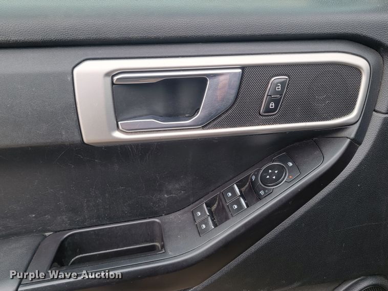 image for item LV9331 2020 Ford Explorer Police Interceptor  SUV