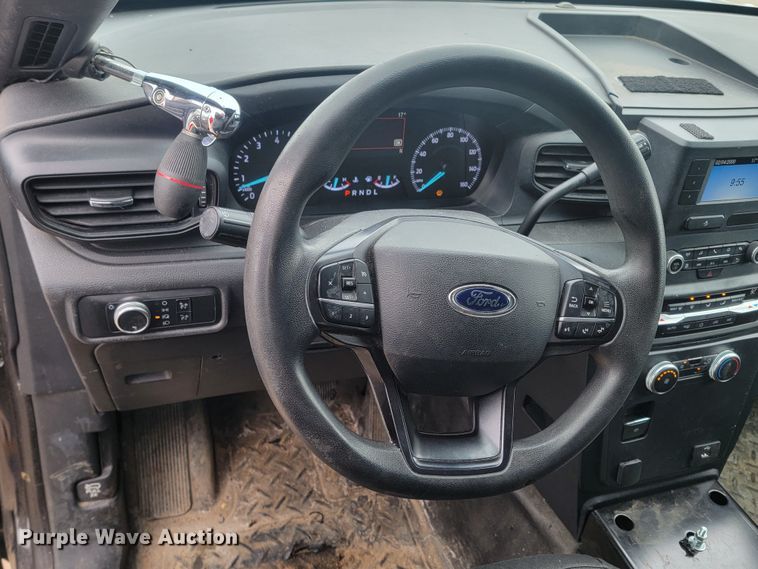 image for item LV9331 2020 Ford Explorer Police Interceptor  SUV