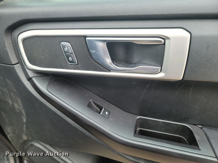 image for item LV9331 2020 Ford Explorer Police Interceptor  SUV