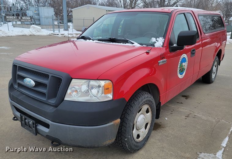 image for item LV9332 2007 Ford F150 XL  pickup truck