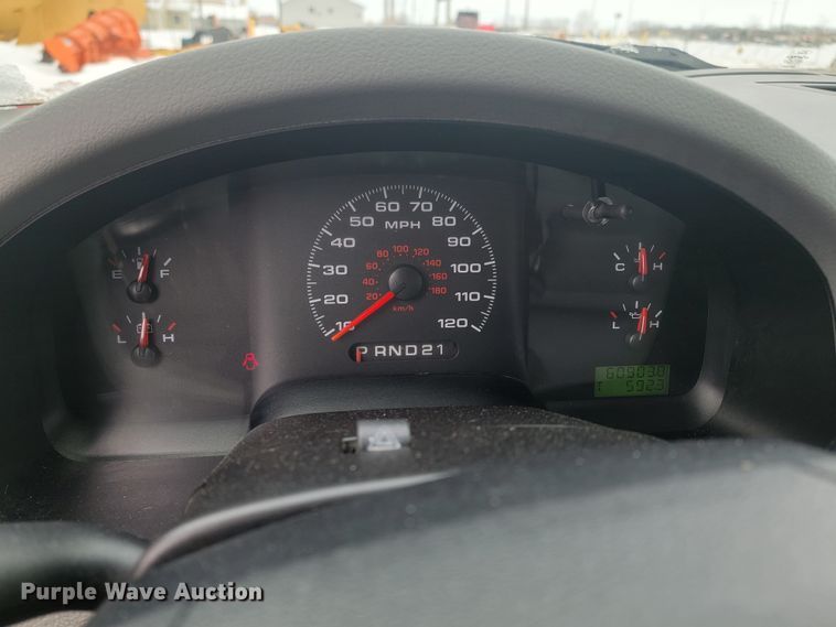 image for item LV9332 2007 Ford F150 XL  pickup truck