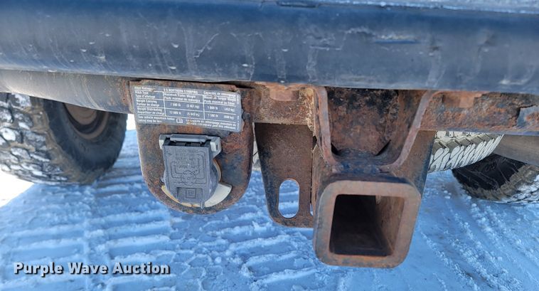 image for item LV9333 2005  Chevrolet Silverado 2500  Ext. Cab pickup truck