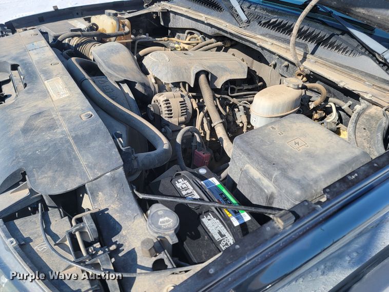 image for item LV9333 2005  Chevrolet Silverado 2500  Ext. Cab pickup truck