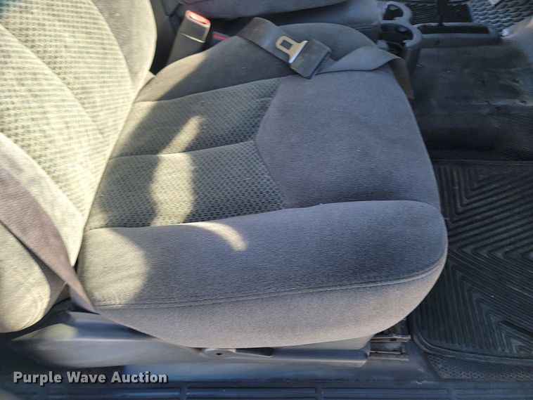 image for item LV9334 2006 Chevrolet Silverado 1500  Ext. Cab pickup truck