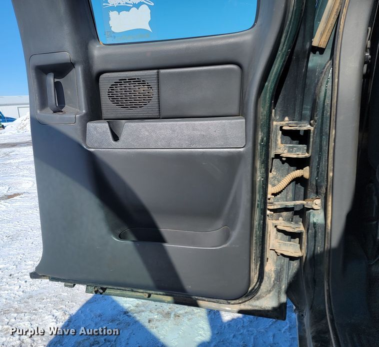 image for item LV9334 2006 Chevrolet Silverado 1500  Ext. Cab pickup truck