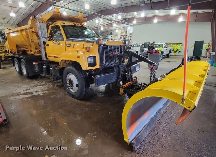 image for item LV9353 2001 GMC C8500  dump truck