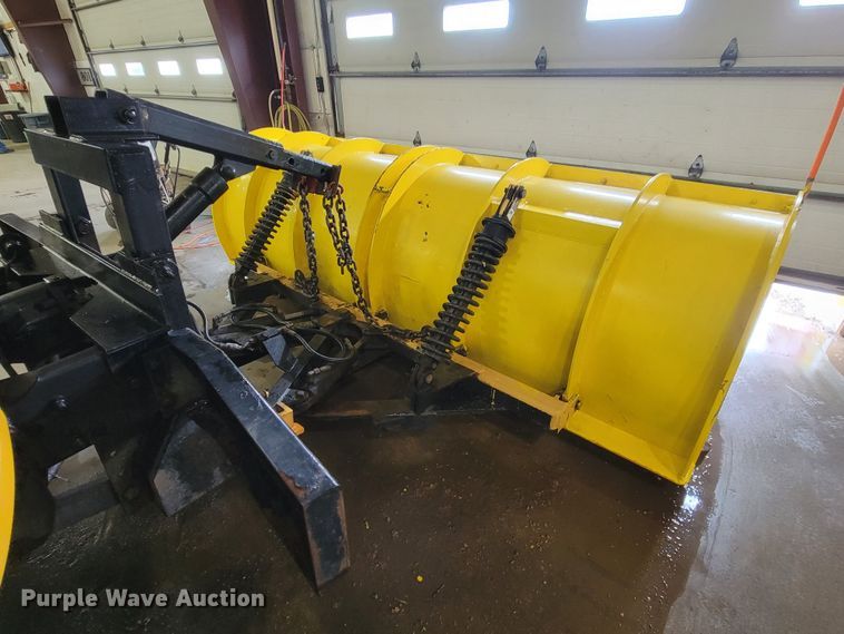 image for item LV9353 2001 GMC C8500  dump truck