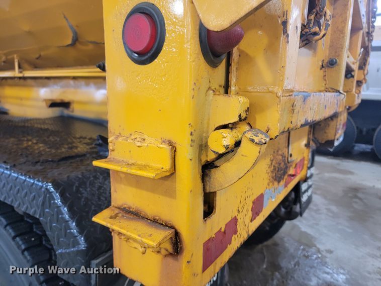 image for item LV9353 2001 GMC C8500  dump truck