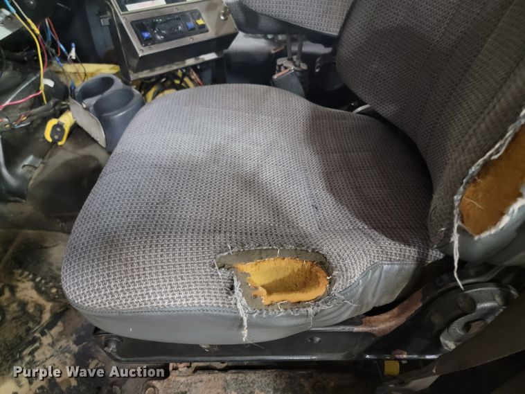 image for item LV9353 2001 GMC C8500  dump truck