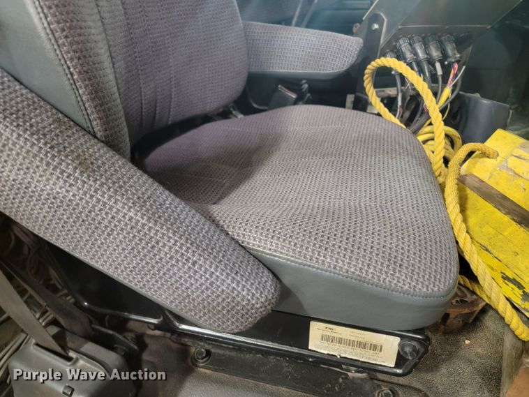 image for item LV9353 2001 GMC C8500  dump truck