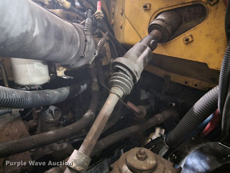 image for item LV9353 2001 GMC C8500  dump truck