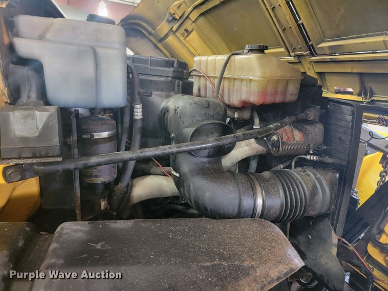 image for item LV9353 2001 GMC C8500  dump truck