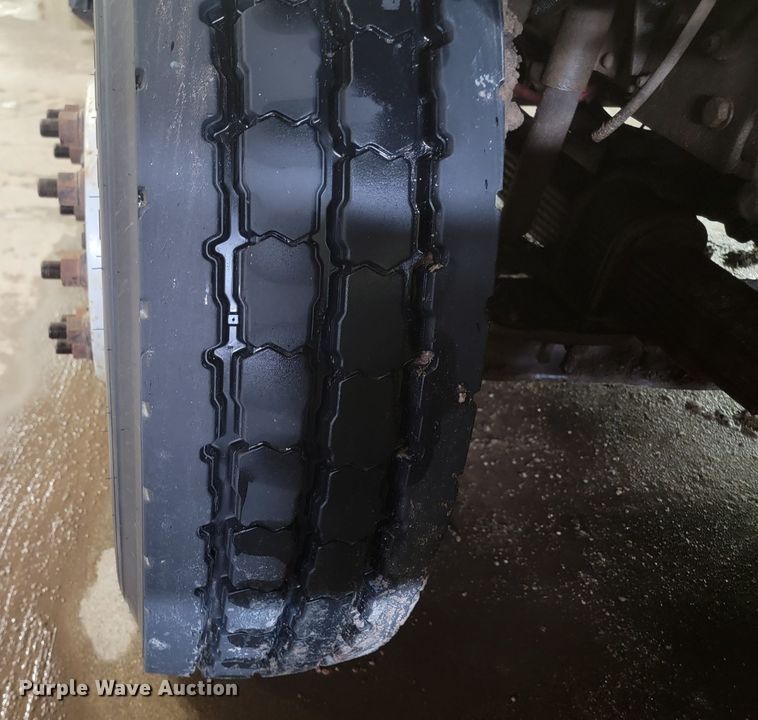 image for item LV9353 2001 GMC C8500  dump truck