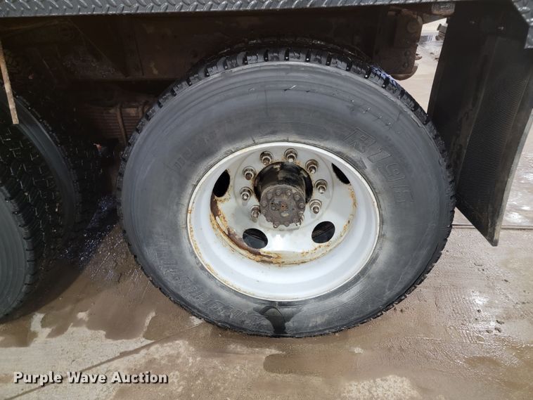 image for item LV9353 2001 GMC C8500  dump truck