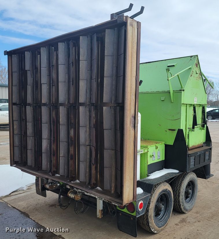 image for item LV9354 2005 Raytech Mini Combo  infrared asphalt heater trailer