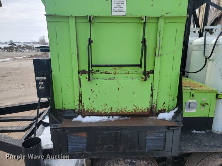 image for item LV9354 2005 Raytech Mini Combo  infrared asphalt heater trailer