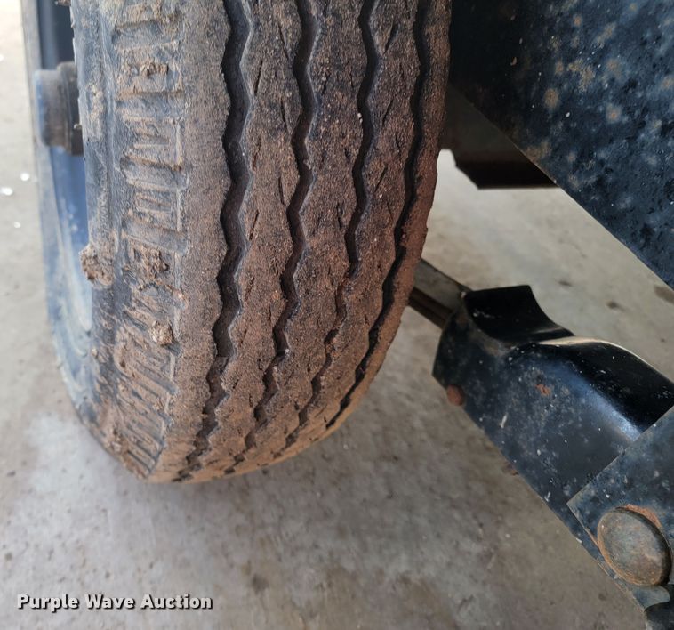 image for item LV9354 2005 Raytech Mini Combo  infrared asphalt heater trailer