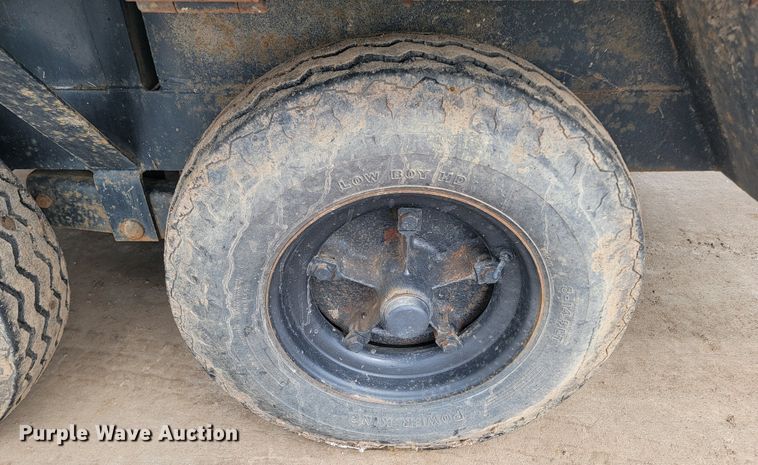 image for item LV9354 2005 Raytech Mini Combo  infrared asphalt heater trailer