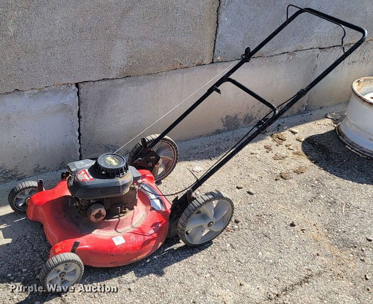 image for item LV9355 Lawn equipment