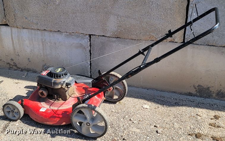 image for item LV9355 Lawn equipment