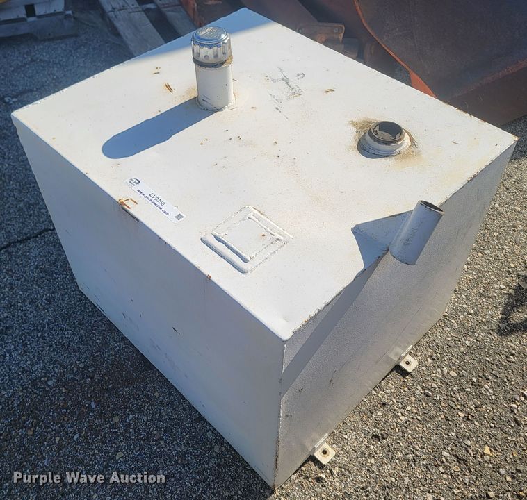 image for item LV9358 Fuel tank