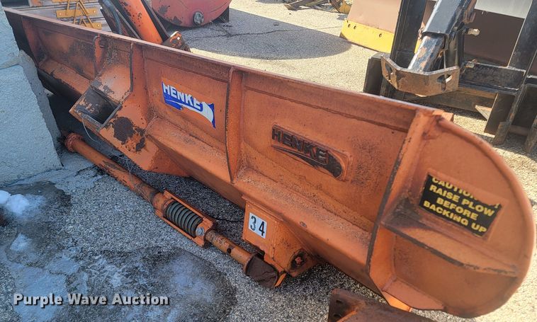 image for item LV9359 Heinke 9'W snow plow