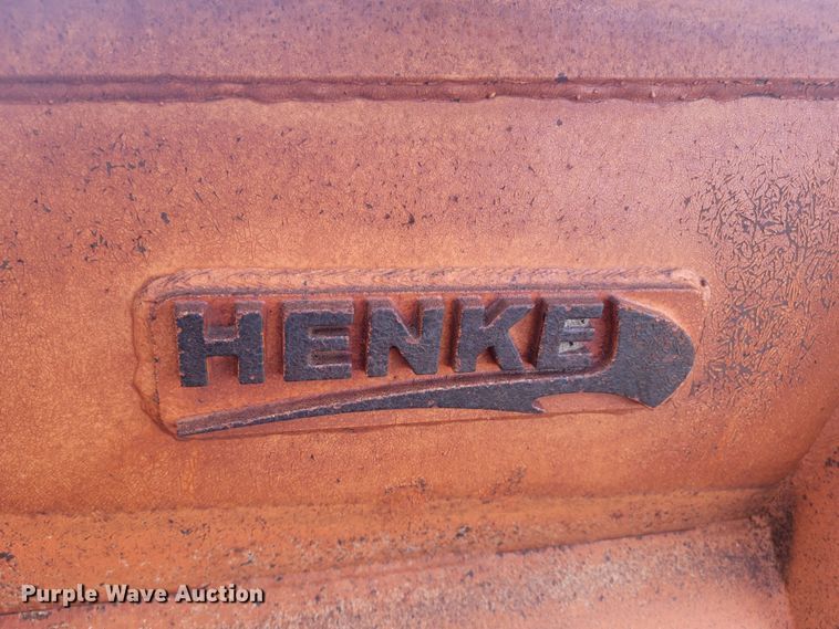 image for item LV9359 Heinke 9'W snow plow