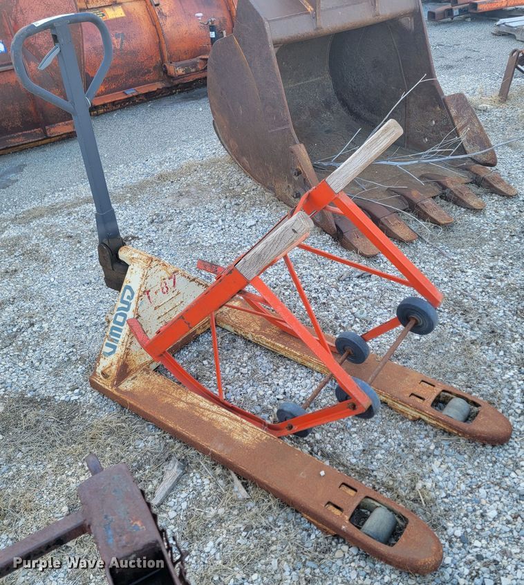 image for item LV9361 Tools