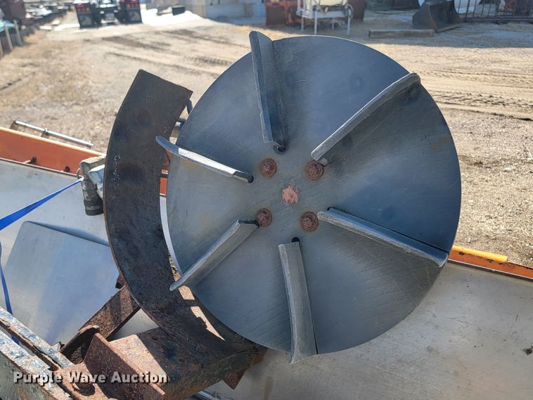 image for item LV9364 (2) spreaders