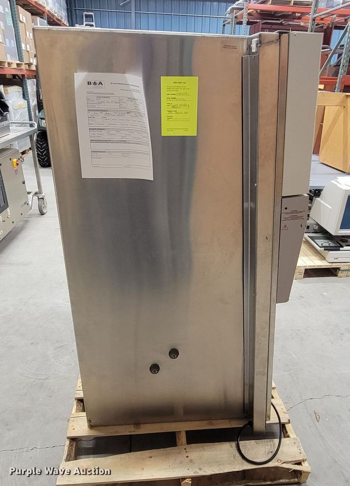 image for item LV9369 Nuarie  biosafety cabinet