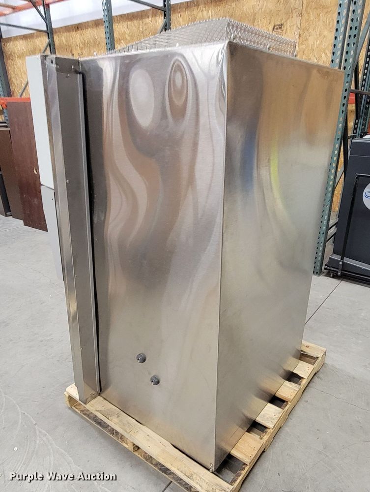 image for item LV9369 Nuarie  biosafety cabinet