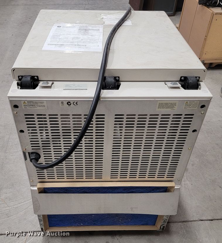 image for item LV9371 Beckman Coulter Avanti J-E  centrifuge