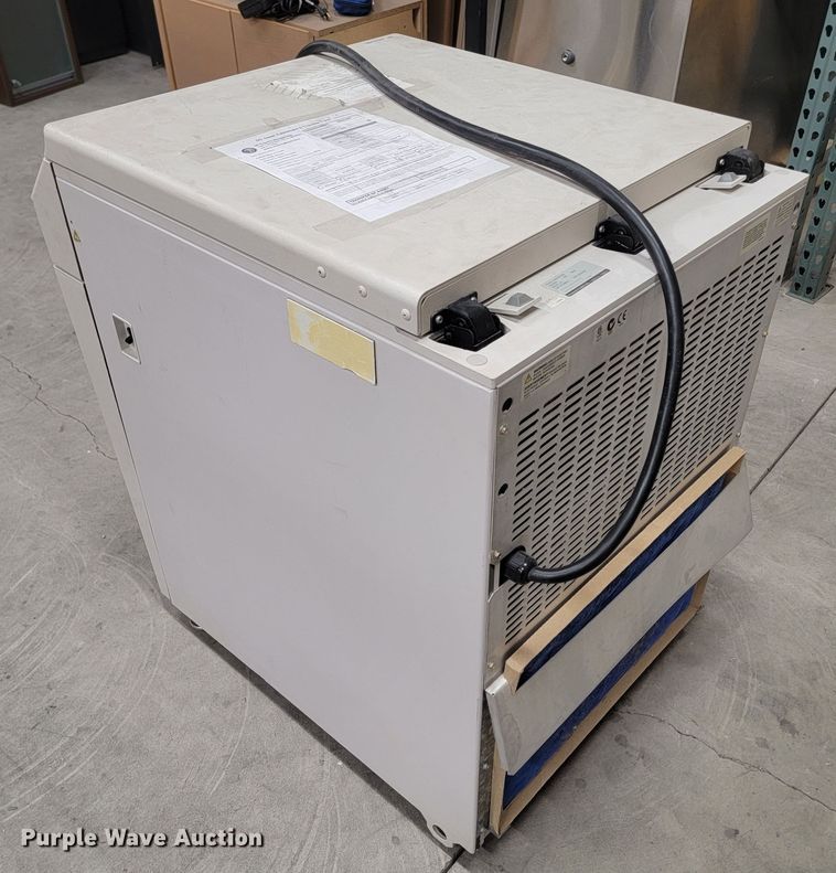 image for item LV9371 Beckman Coulter Avanti J-E  centrifuge