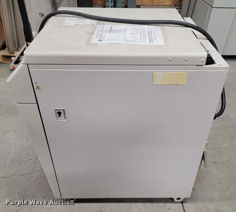 image for item LV9371 Beckman Coulter Avanti J-E  centrifuge