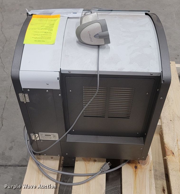 image for item LV9377 Roche Magna Pure Compact  nucleic acid purifier