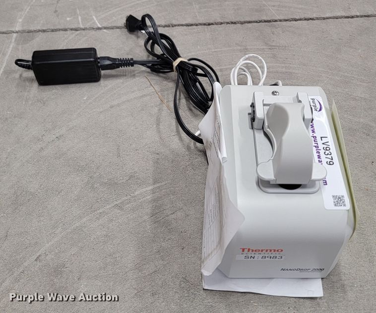 image for item LV9379 Thermo Scientific Nanodrop 2000  spectrophotometer