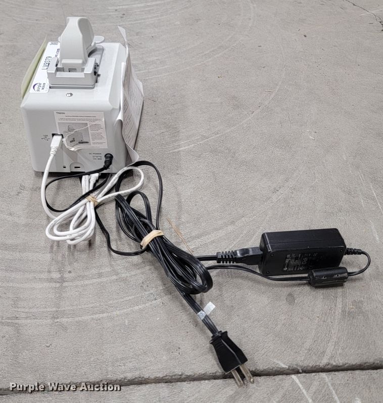 image for item LV9379 Thermo Scientific Nanodrop 2000  spectrophotometer