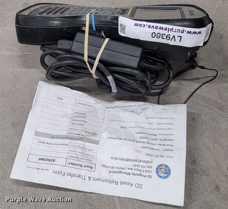 image for item LV9380 Trimble TSC3  data collector