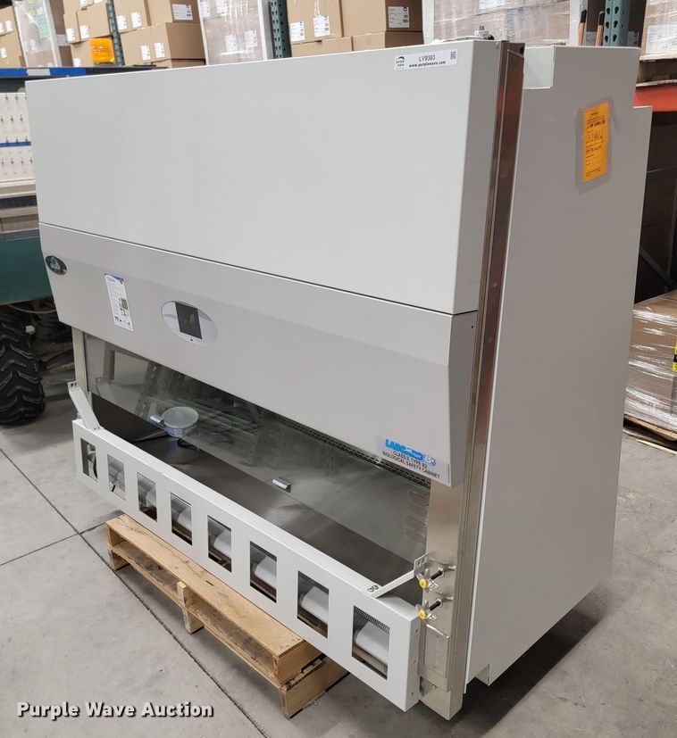 image for item LV9383 Nuaire NU-565-600  biological safety cabinet