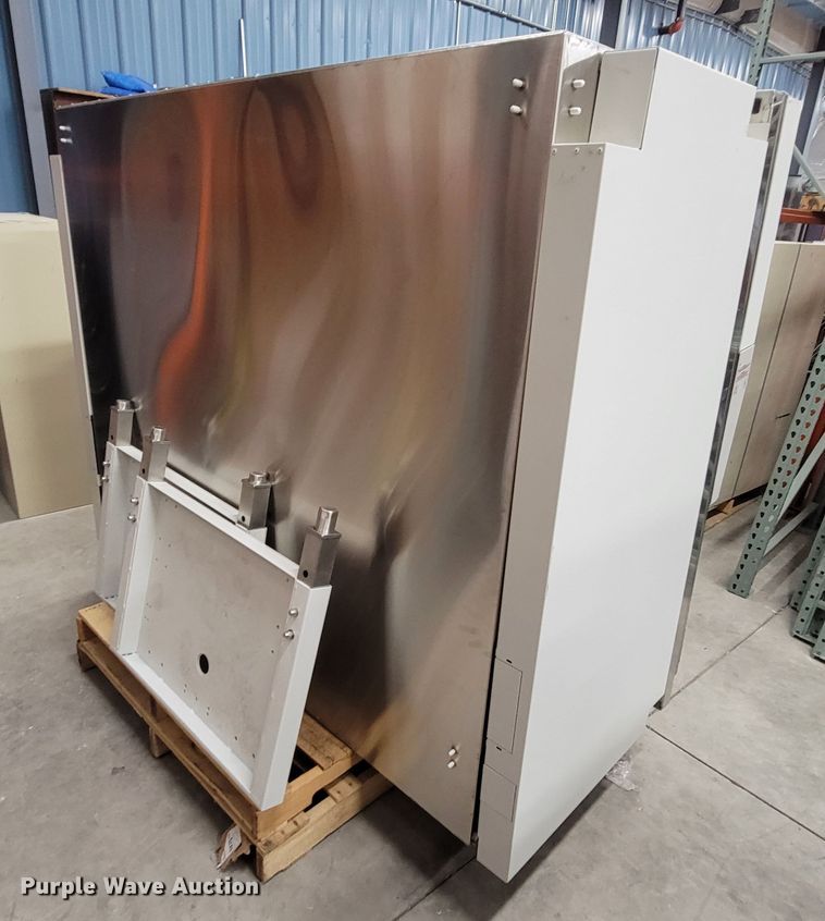 image for item LV9383 Nuaire NU-565-600  biological safety cabinet