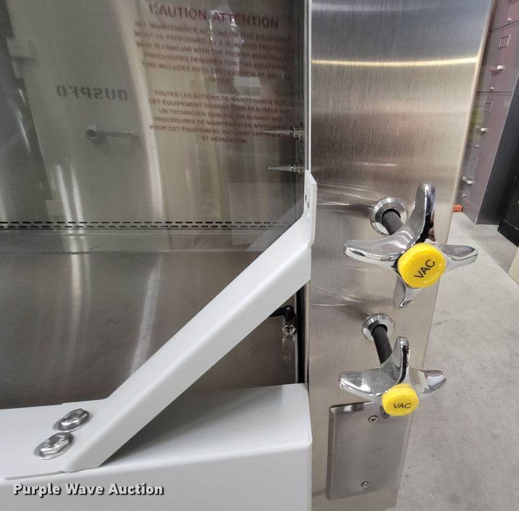 image for item LV9383 Nuaire NU-565-600  biological safety cabinet