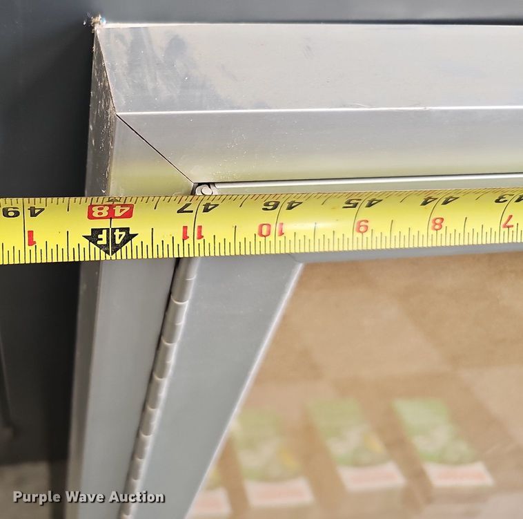 image for item MC9662 Display cabinet