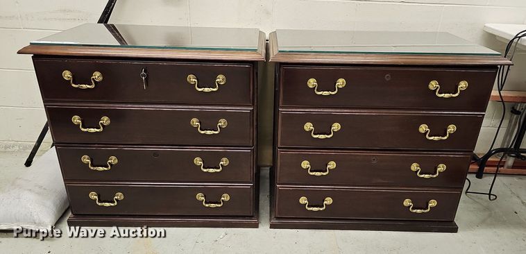 image for item MC9718 Office furniture