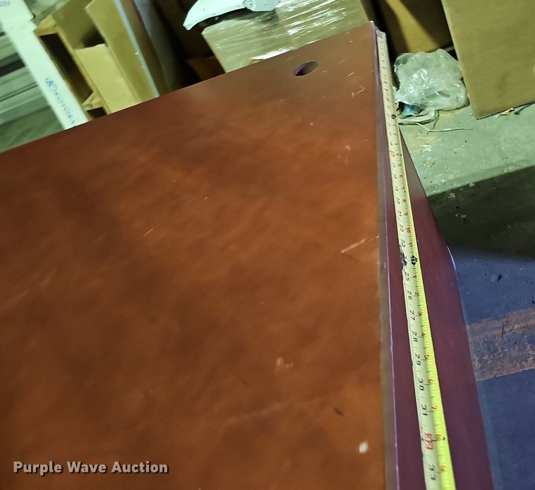 image for item MC9718 Office furniture