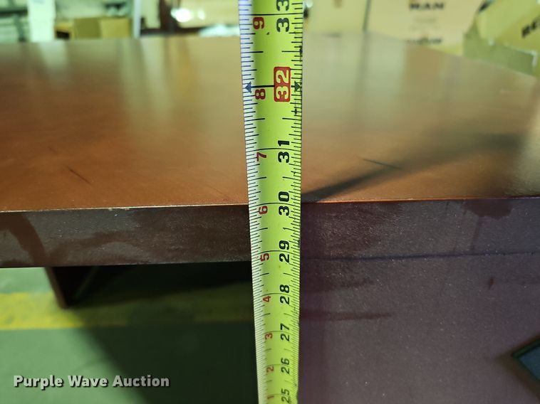 image for item MC9718 Office furniture