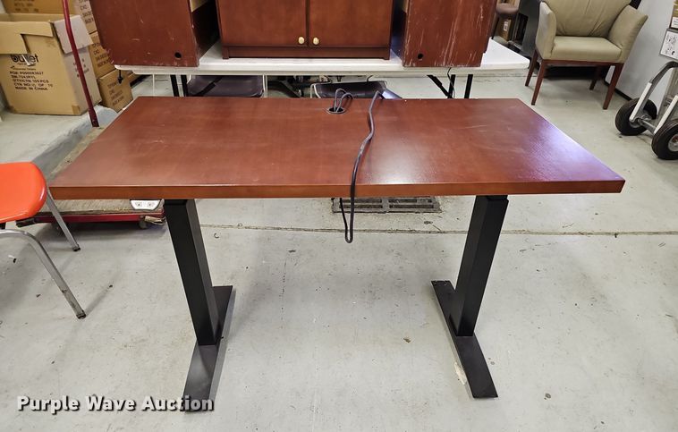 image for item MC9718 Office furniture