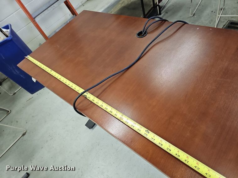 image for item MC9718 Office furniture