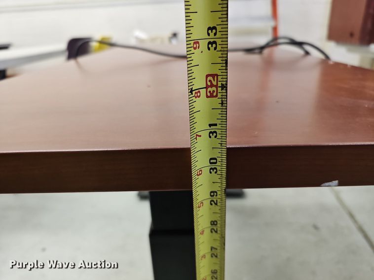 image for item MC9718 Office furniture